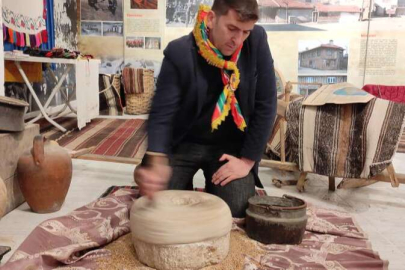 Eski eşyaları çöpe gitmekten kurtarıp müze kurdu