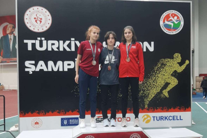 Gemlik Belediyespor iki turnuvada derece yaptı