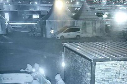 Hatay'daki 6.4'lük deprem afet koordinasyon merkezinin kameralarına böyle yansıdı