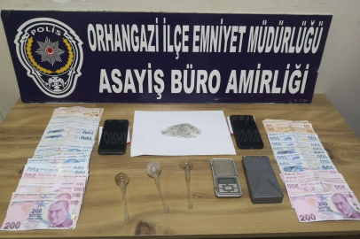 Bursa'da uyuşturucu operasyonu: 2 gözaltı