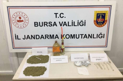 Bursa'da uyuşturucu tacirlerine yönelik operasyon: 2 tutuklama