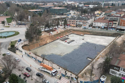 İnegöl'de Merkez Park şekilleniyor