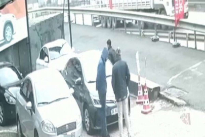 Alıcı ile satıcının ekspertiz kavgası: Otomobilin lastiklerini kesti