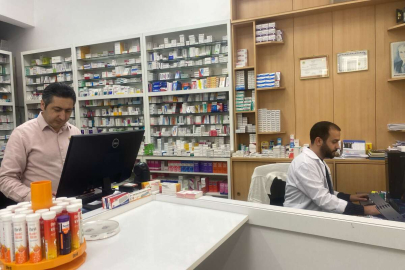 Heimlich manevrasıyla küçük çocuğu kurtaran eczacı: 'Tüm vatandaşların öğrenmesi lazım'