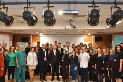 Bursa'da hemşirelere yoğun bakım ve nütrisyon eğitimi