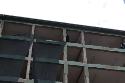 3 saatlik müzakere eşi ve bebeği gelince son buldu