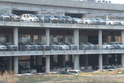 Sıfır araç almak isteyen vatandaşa bayi şoku