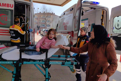 Bursa'da kontrolden çıkan araç dehşet saçtı : yaralılar var