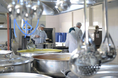 Yıldırım'da gönüller de bir sofralar da