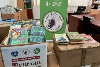 Kadın Meclisi’nden deprem bölgesindeki çocuklara kitap yardımı