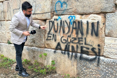 2500 yıllık tarihi böyle karaladılar...