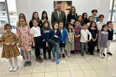 Nilüfer’de kursiyerlerin ebru sergisi