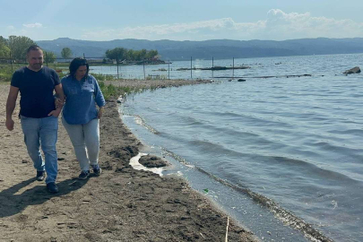 İznik gölü çekildi, tarihi sikkeler su yüzeyine çıktı