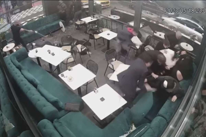 İstanbul'da kafeteryada kurşun yağmuruna tutuldular