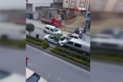 Kavgayı izlerken kazaya neden oldu, durmadan kaçtı
