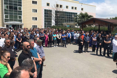 Kalp krizi geçiren uzman doktora, görev yaptığı hastanede anma töreni