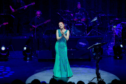 Candan Erçetin yaz konserlerine Bursa'da start verdi