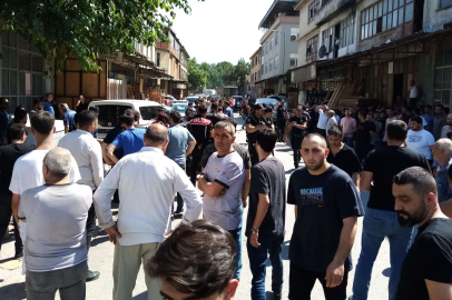 Kiracı ile iş yeri sahipleri arasındaki kavgada 5 kişi yaralandı