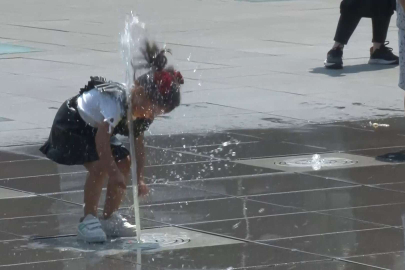 Bursa'da havalar ısınınca su parkları doldu taştı