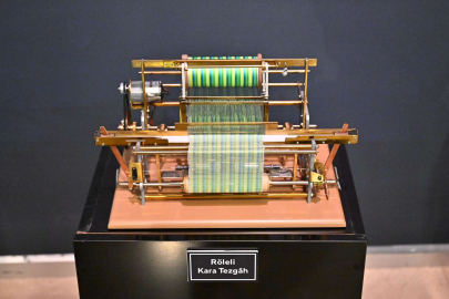 Dünyanın en küçük dokuma tezgahları Bursa’da