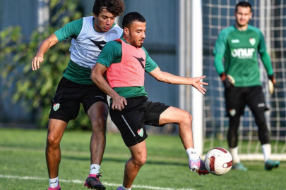 Bursaspor hücum ve savunma çalıştı