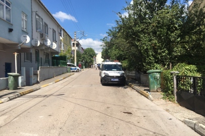 Abi kardeş arasında sokak ortasında silahlar konuştu