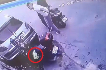 Motosikletle gelip motosiklet kaskı çaldılar