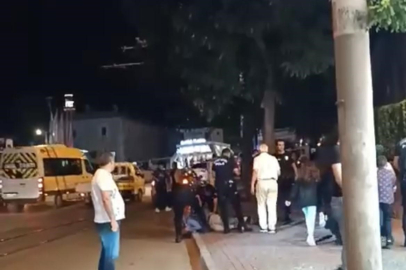 Sözlü tartışma bıçaklı kavgaya dönüştü : 1 yaralı