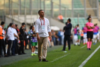 Bursaspor Teknik Direktörü Nedim Vatansever: “Çok güzel bir galibiyet oldu”