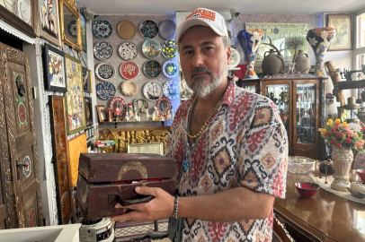 Kurtuluş Savaşı'ndan kalan sıhhiye çantasına gözü gibi bakıyor