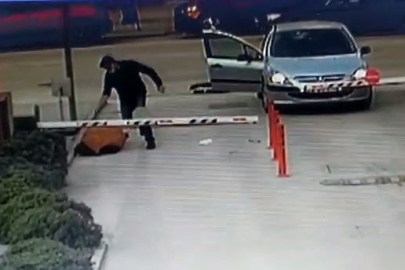 Böyle dehşet saçmıştı...Eski eşi ve arkadaşını öldüren polise 2 kez müebbet