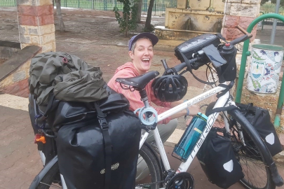 Hollandalı hemşire bisikletiyle dünya turunda