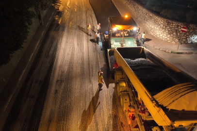 Yollarda asfalt mesaisi sürüyor
