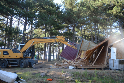 Uludağ bir kaçak yapıdan daha temizlendi