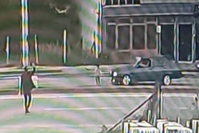 2 yaşındaki çocuğa araba çarptı