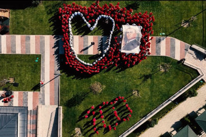 Cumhuriyetin 100. yıl koreografisi mest etti