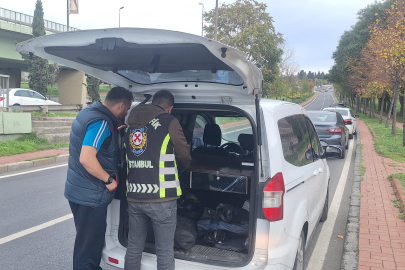 Fatih’te yayalara yol vermeyen sürücülere cezai işlem uygulandı