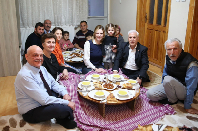 Bozbey, Aydın ailesinin iftar sofrasına konuk oldu