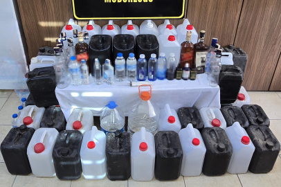 Karacabey'de sahte ve kaçak alkol operasyonu