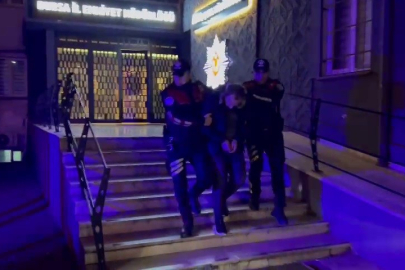 Taksiyle uyuşturucu ticareti yapan şüpheli takside yakalandı