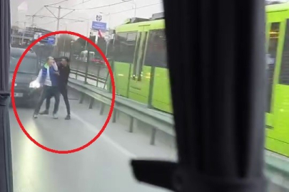 Baltalı yol kavgası!