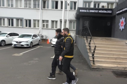 Bursa'da tabancayla dehşet saçmıştı: 3 kişinin yaralandığı kavga anı kameraya yansıdı