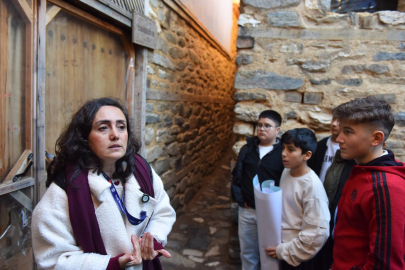 'Adım adım, kadim Bursa' gezileri başladı