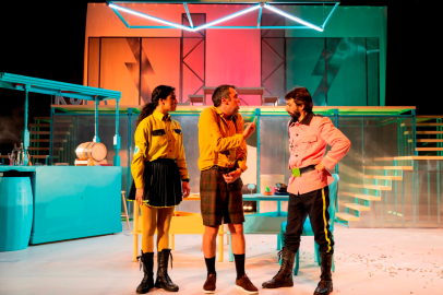 Nilüfer Kent Tiyatrosu ‘Şvayk’ ile İstanbul turnesinde