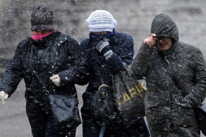 AKOM’dan kuvvetli rüzgar ve yoğun kar geçişi uyarısı