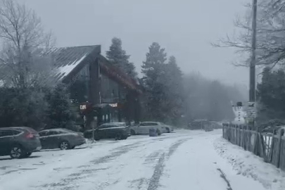 Uludağ yeniden beyaza büründü
