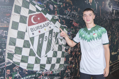 Bursaspor'da iki iç transfer tamamlandı