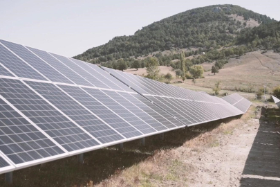 Gürsu'nun güneş tarlaları 12 milyon gelir sağladı