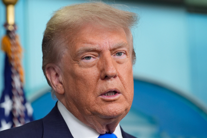 Trump'tan Musk'a: "Sübvansiyonlar olmazsa Musk'ın dükkanını kapatması gerekir"