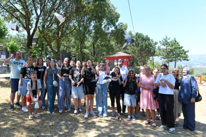 Bosnalı öğrenciler Osmangazi’de hayvan sevgisiyle buluştu